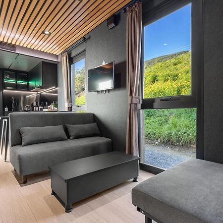 Sogndal Fjordpanorama Villa ภายนอก รูปภาพ